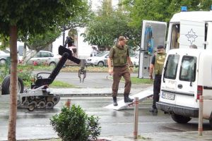 Valiza unei femei din Braşov a pus pe jar o echipă antiterorism din Târgu Mureş