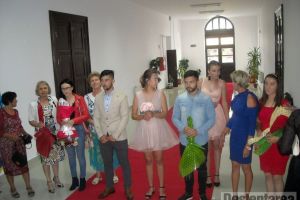 Căsătorii pe covorul roşu