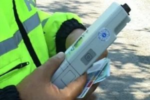 Conducători auto depistati băuţi la volan