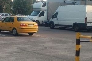 Dubiţele dintre blocuri, un real pericol