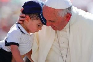 Suveranul pontif  condamnă avorturile şi le compară cu practica nazistă de purificare a rasei 