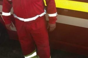Cine este pompierul-erou care a intervenit la incendiul ce a cuprins o rulota campata in Mamaia Nord. Pompierul de la ISU Delta era in vacanta (galerie foto-video) 