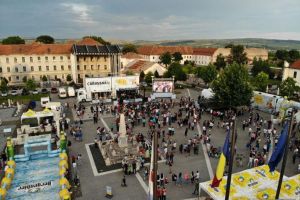FOTO/ VIDEO: Trupa ”Bere Gratis” în concert la Alba Iulia, la Caravana Bergenbier EU SUNT 12