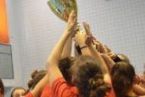 Aur pentru viitorul Reşiţei! Tinerele handbaliste de la Liceul „Traian Vuia“ sunt campioane naţionale! [FOTO/VIDEO]