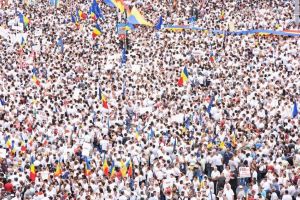 Sondaj de opinie: Protest PSD la Bucuresti. Cei mai multi dintre participantii la sondaj considera ca mitingul nu trebuia organizat 