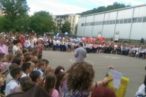 Absolvirea ciclului primar la Gimnaziul de Stat “Tudor Vladimirescu” şi final de carieră pentru trei învăţătoare