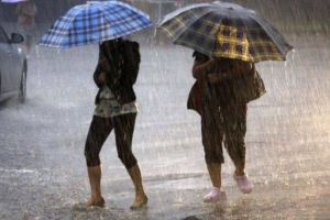 Avertizare ANM! Ploi şi grindină în aproape toată ţara