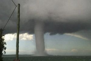 Spectaculos! Tromba marina, la Marea Neagra (video)