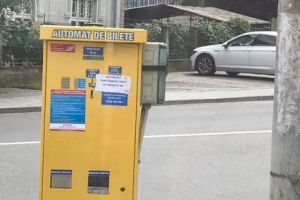 Automatele de bilete ale Publitrans: ba lipsesc, ba au hachiţe