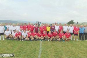 FOTO: meciul generaţiilor, Gloria Cricău – Sportul Tibru, eveniment fotbalistic de suflet