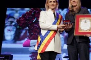 Gabriela Firea, REACȚIE INCREDIBILĂ. MINTEA românului cea de pe urmă şi HUIDUIELILE