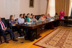 Summit de integritate pentru prosperitate, la UMF Târgu-Mureş