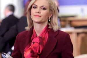 S-a aflat SALARIUL lui Gabriela Firea. Detaliile care nasc POLEMICI