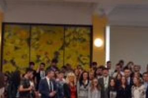 Elevii cărăşeni, instruiţi preventiv. În caz că vor să emigreze!