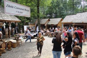 Weekend-ul Roşia a atras peste 7500 de vizitatori în Muzeul în aer liber. Ai fost?