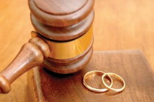 E greu cu familismul… Vasluienii nu au noroc în căsnicie, nici în viaţă!