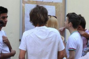 Rezultate Evaluarea Naţională 2018. Informaţii pe Edu.ro. Emoţii mari pentru elevi şi părinţi