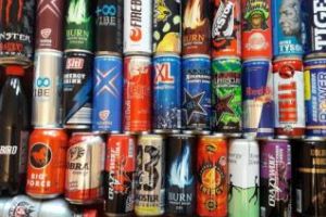 Ministerul Sănătăţii vrea să interzică vânzarea băuturilor energizante persoanelor sub 18 ani