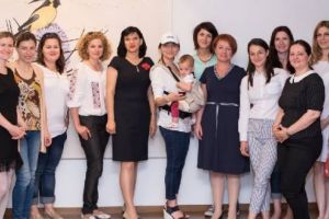 Mămicile, invitate în comunitatea Mamprenoare. „Şi mămică, şi antreprenor de succes”, la Târgu-Mureş