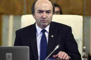 Procurorii cer preşedintelui Iohannis respingerea numirii procurorului propus de Ministrul Justiţiei ca şef al DIICOT