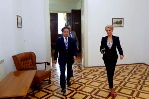 Ministrul Culturii şi Identităţii Naţionale, la Arad pentru a rezolva situaţia amplasării Monumentului Marii Uniri