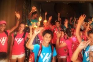 Jucători din toată lumea vin să se pregătească în tabăra „Train Like a Pro”