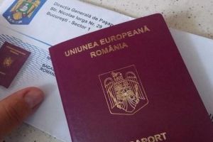 Valabilitatea paşapoartelor simple electronice creşte la 10 ani. Legea a fost promulgată