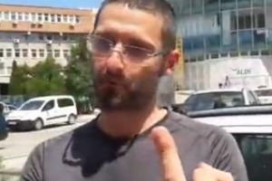 Clujean amendat pentru că i-a arătat ”degetul mijlociu” lui Tăriceanu: Mai bine îl scuipam de banii ăia - VIDEO