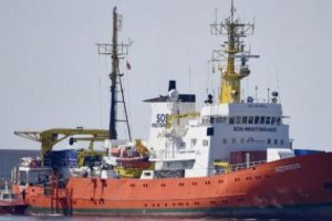 Este INADMISIBIL ce se întâmplă în Spania: Studenţii sunt FORŢAŢI să părăsească CĂMINELE în favoarea MIFRANŢILOR