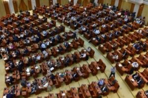 Parlamentul a votat o lege pentru combaterea antisemitismului