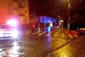 Motivarea unei condamnări cu executare pentru ucidere din culpă: Un şofer din Alba a vrut să demonstreze unui prieten că poate conduce beat şi cu viteză. Cursa, încheiată tragic