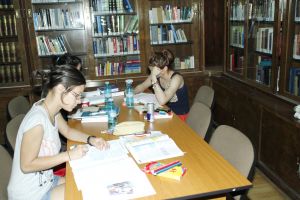 Activităţi de vacanţă la Biblioteca Judeţeană