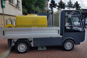 Autoutilitarele electrice cumpărate cu fonduri elveţiene au intrat în dotarea Primăriei Suceava