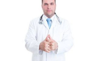 Adevărul despre trosnitul degetelor. Ce spun medicii despre acest obicei  