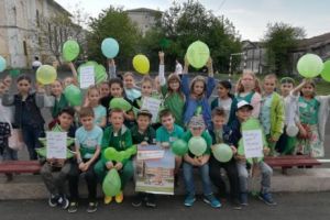 Voluntariatul îţi completează experienţa