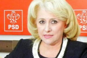 Protest în Parlamentul României: „Ceauşescu n-a murit, este Dragnea travestit”