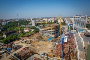 In ansamblul Openville se lucreaza la tunelul auto si la noua parcare subterana cu peste 580 de locuri