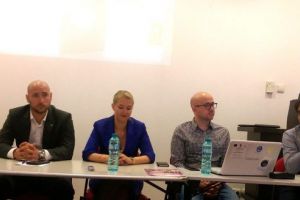 Primăria Livezeni lansează proiectul: “Orice ai învăţa, înveţi pentru tine! – stop abandonului şcolar”