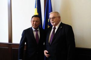 ​Presedintele directoratului KazMunayGas s-a intalnit cu Ministrul Energiei, Anton Anton