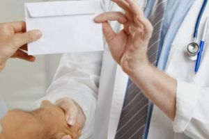 Opriţi şpaga în spitale!