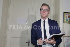 Proteste pe holurile Parlamentului: Ce le-a cerut deputatul Stelian Ion (USR) premierului Dancila si presedintelui PSD, Liviu Dragnea?  