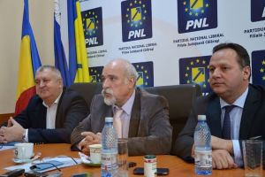 Întrebare întrebătoare – VOR TRĂDA PRIMARII LIBERALI?!…