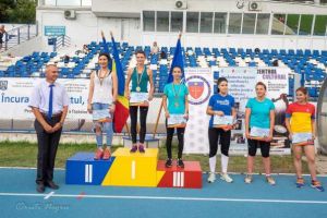 Georgiana Boldeiu – agent principal de poliţie, pe podiumul Campionatului de Atletism şi Cros al Ministerului Afacerilor Interne