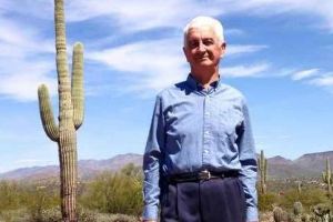 Moţul din Arizona s-a întors acasă pentru totdeauna