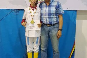 Trei medalii pentru micii sportivi de la LPS Bihorul la întrecerile Campionatului Naţional de Spadă pentru copii de la Bucureşti