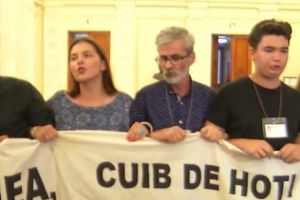 Un piteştean, în prima linie a protestului din Palatul Parlamentului