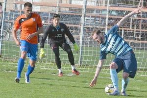 Fabian Himcinschi s-a despărţit de Șoimii Lipova | Liber de contract, atacantul poate reveni în judeţul Alba