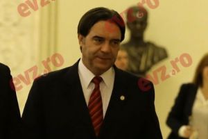 USR şi PNL au sesizat CCR asupra modificărilor aduse Codului de procedură penală