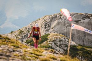 Alergătorii, invitaţi la cea mai dură cursă montană: „Oslea Night Ridge”