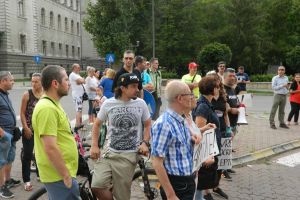 Vineri, protest în faţa Prefecturii Hunedoara